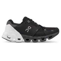 On Women’s Cloudflyer 4 (Black/White)